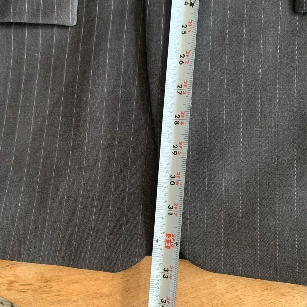 Lauren Ralph Lauren Men's Wool Sport Coat Gray Pinstripe 2 Button Size 41R‎